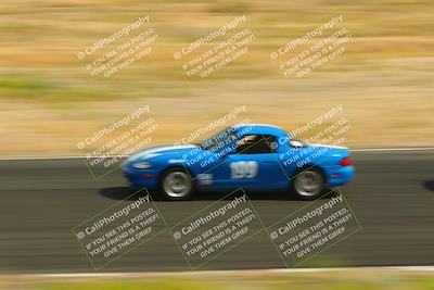 media/May-31-2025-CalClub SCCA (Sat) [[2c1a04e1ee]]/Race/Group 5/Turn 4b/